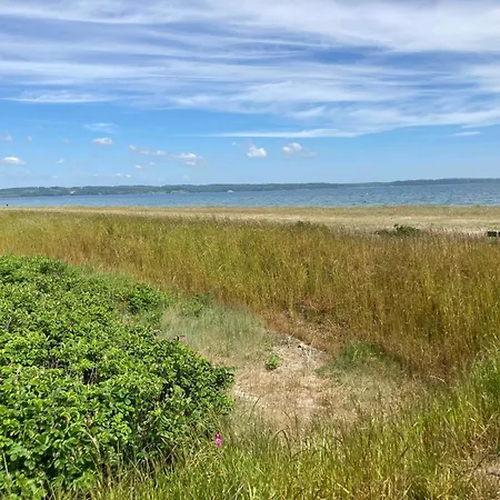 Summer House Only 150 Meters From The Water