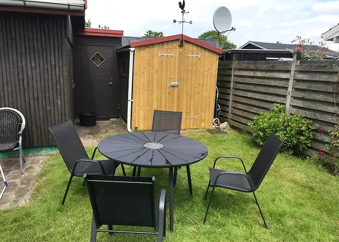 Summer House Only 150 Meters From The Water